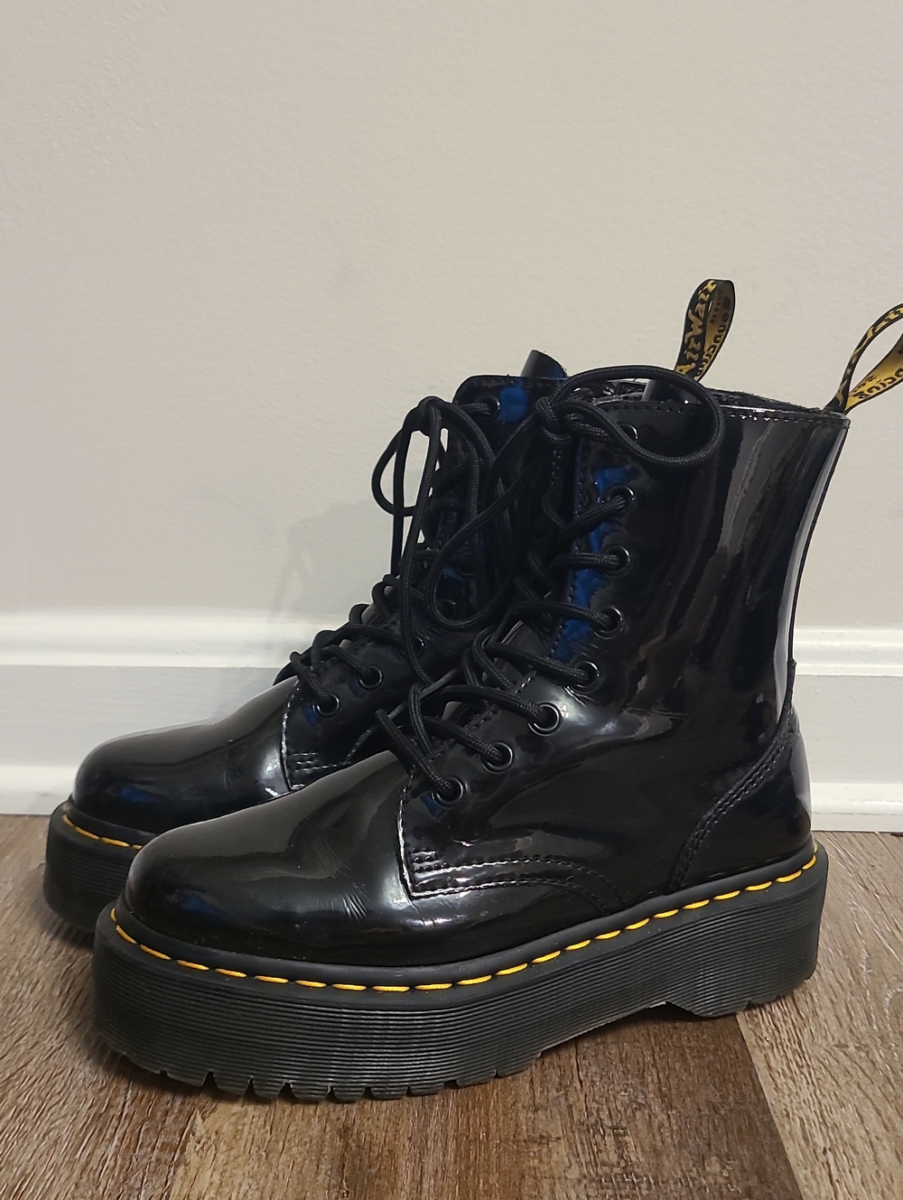 Dr Martens Jadon Patent Lamper Leather Shiny Glossy Boots